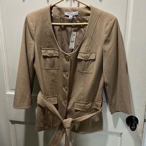 New York & Co Size 10 Women’s Tan Blazer with Belt Pockets Washable NWT